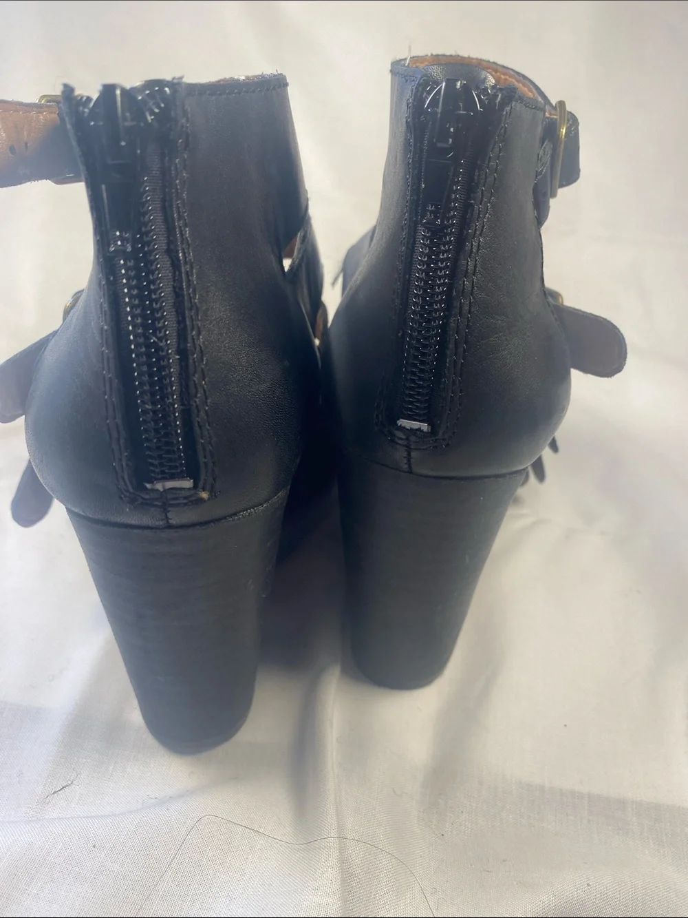 Lucky Brand Black Multi-Strap Wedge Sandals - women’s 7m